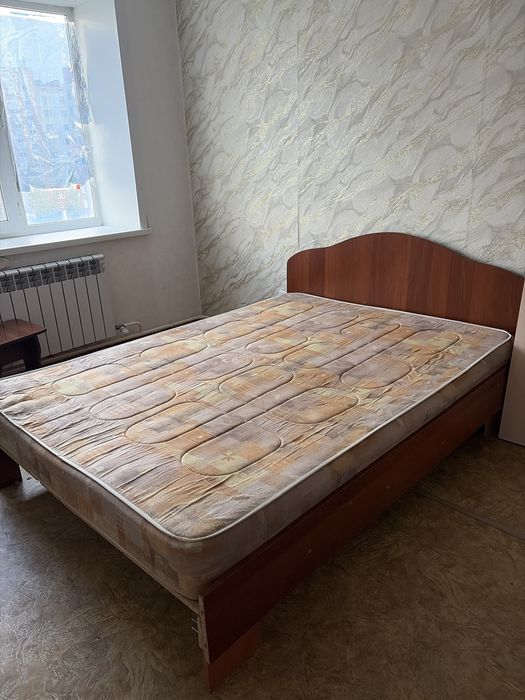 Отдам шкаф ,кровать