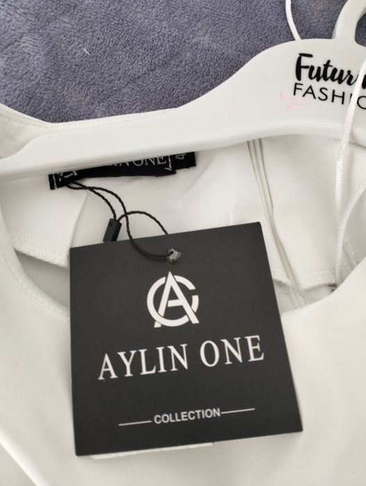 Продам новое платье