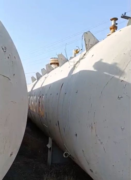 Цистерны емкости бочки