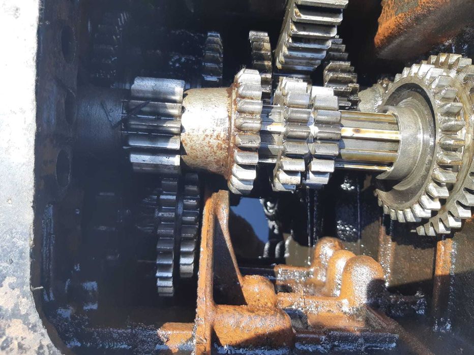 Т-40 Продаю запчасти