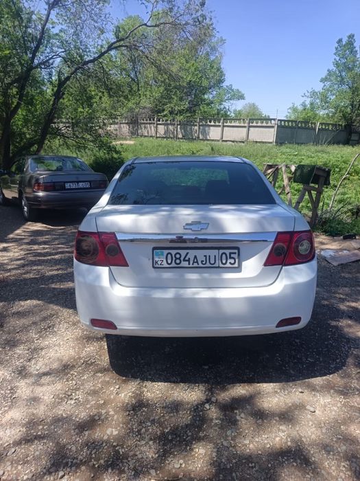 Chevrolet Epica |