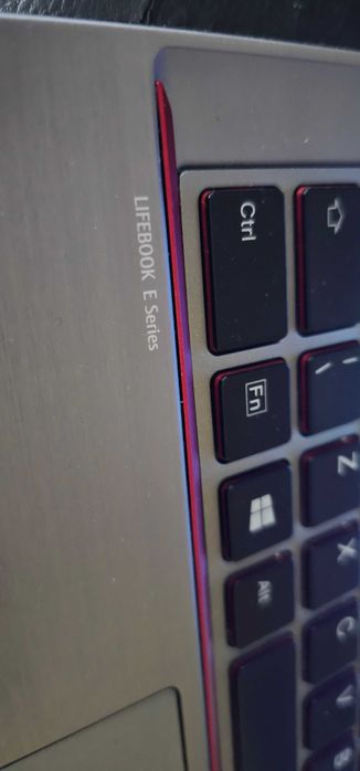 laptop Fujitsu i5 gen 4 tehno redactare