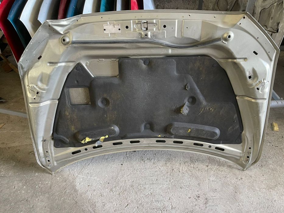 Капот Митсубиси Лансер 10