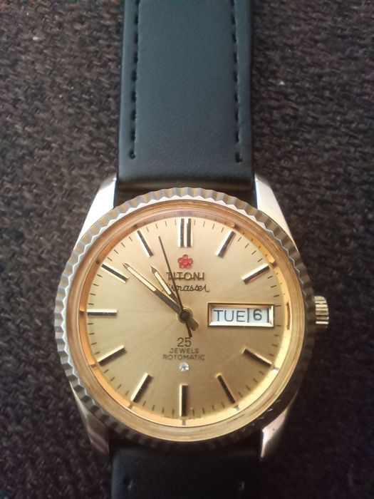 Titoni Airmaster automatic