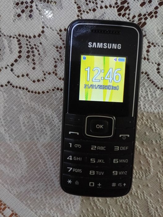 Telefoane seniori cu butoane