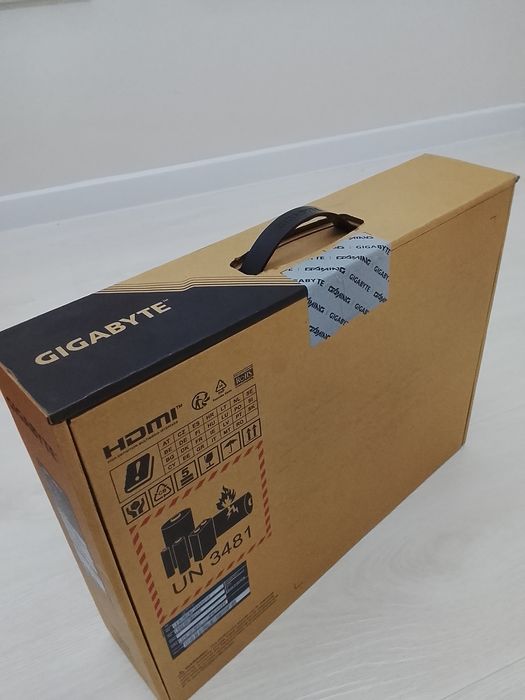 Игровой Ноутбук GIGABYTE