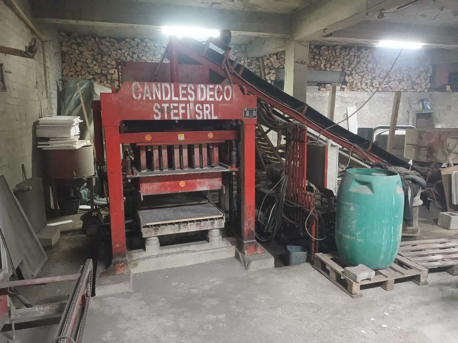 Vibropresa pentru boltari, rigole, coame, pavele, borduri din beton