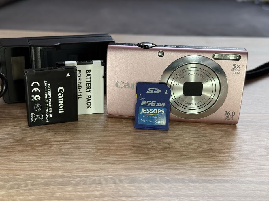 Canon PowerShot A2400 IS