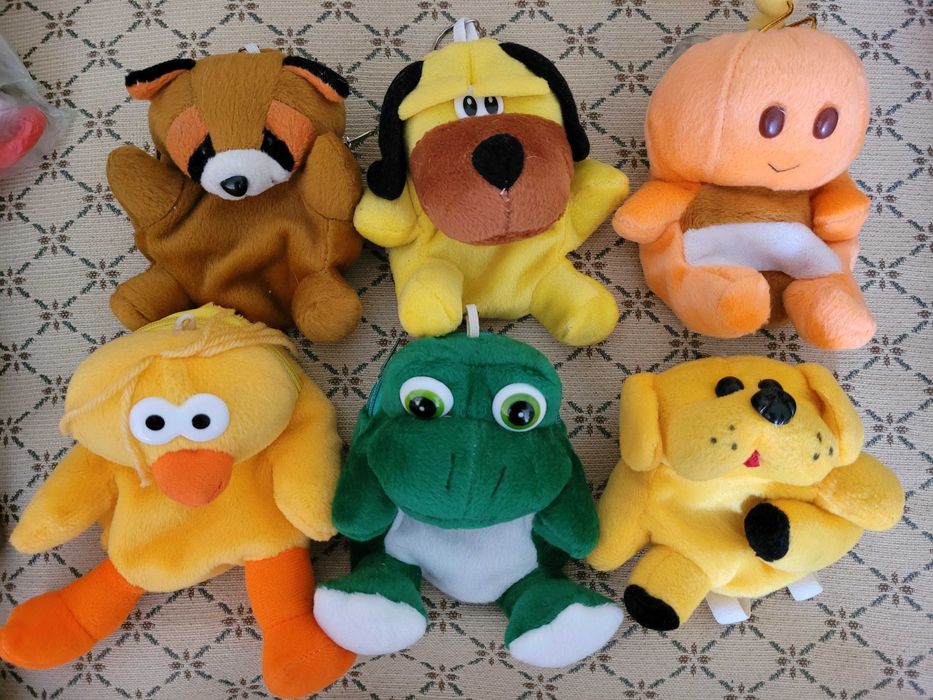 Ключодържатели плюшени, ранички с цип, за прибиране на ключове. 10 лв.