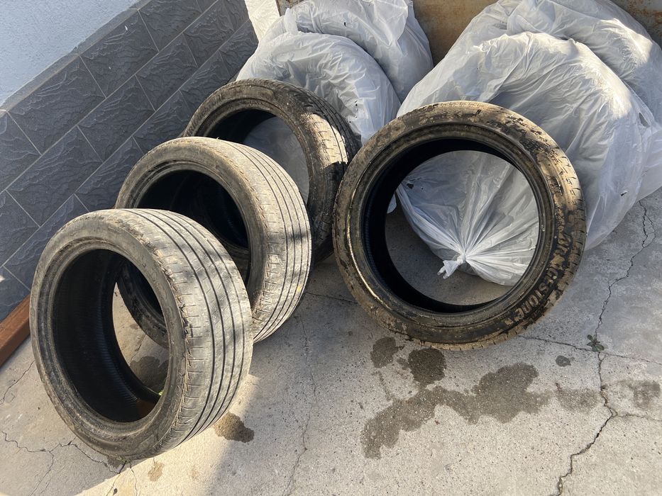 235/45/18 продам шин