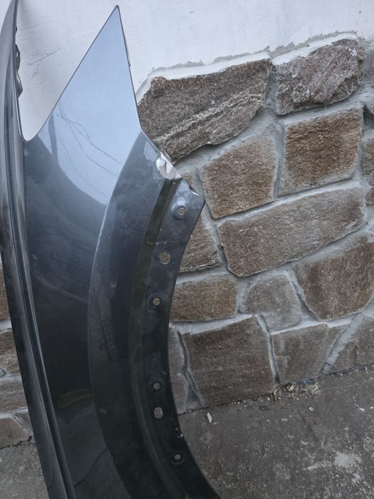 Калник  десен Audi Q8