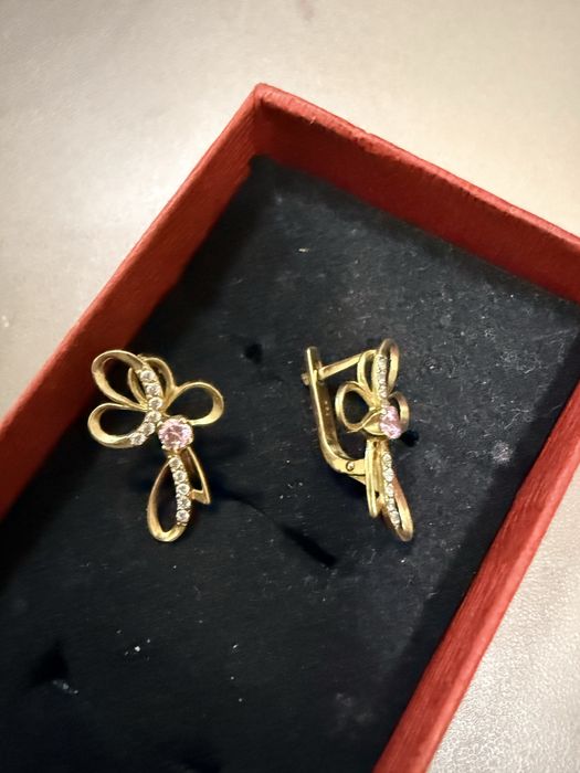 Золотые сережки 750 пробы