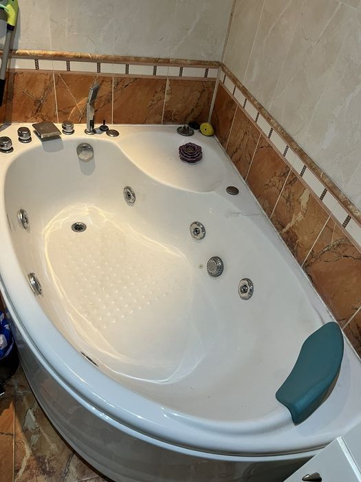 Хидромасажно Джакузи