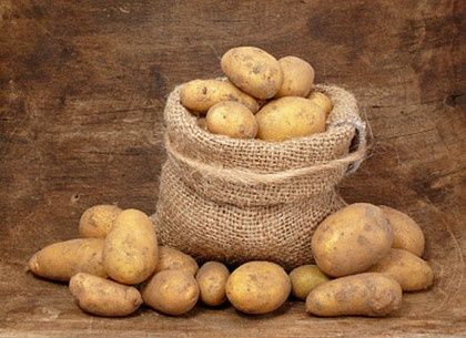 Продам дачный картофель.