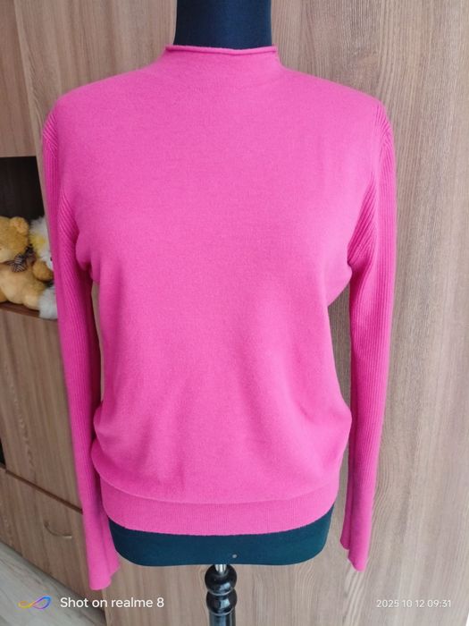 Красиви шарени блузи и пуловери