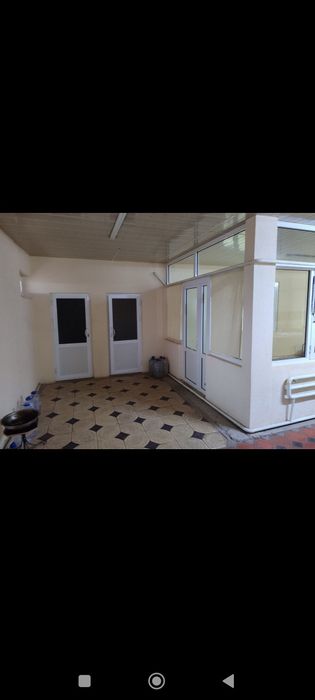 Uy sotiladi  yengi xolati zor xamma sharoidlari bilan