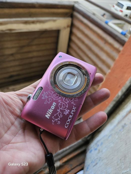 Цифровой фотоаппара Nikon Coolpix