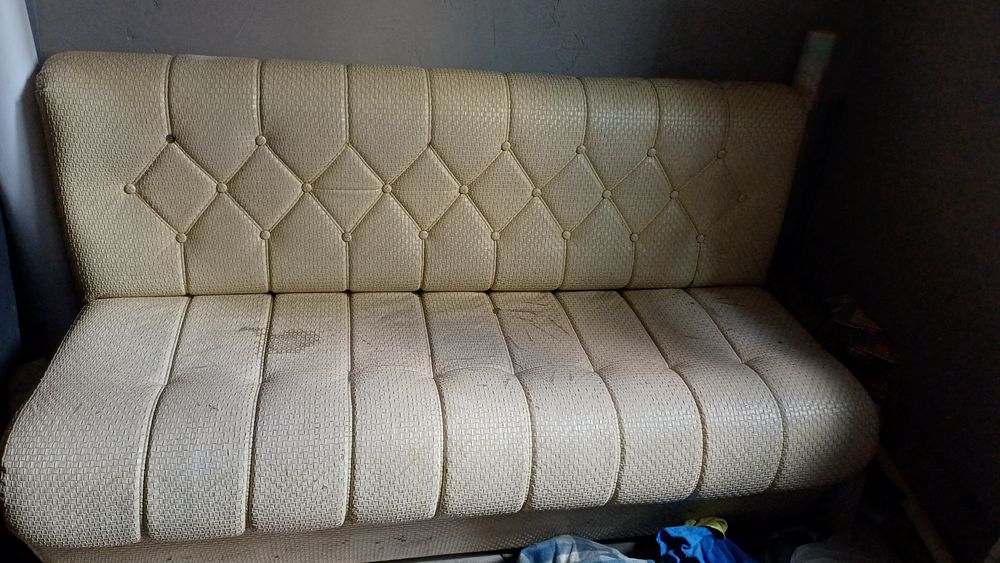 Продам б/у диван