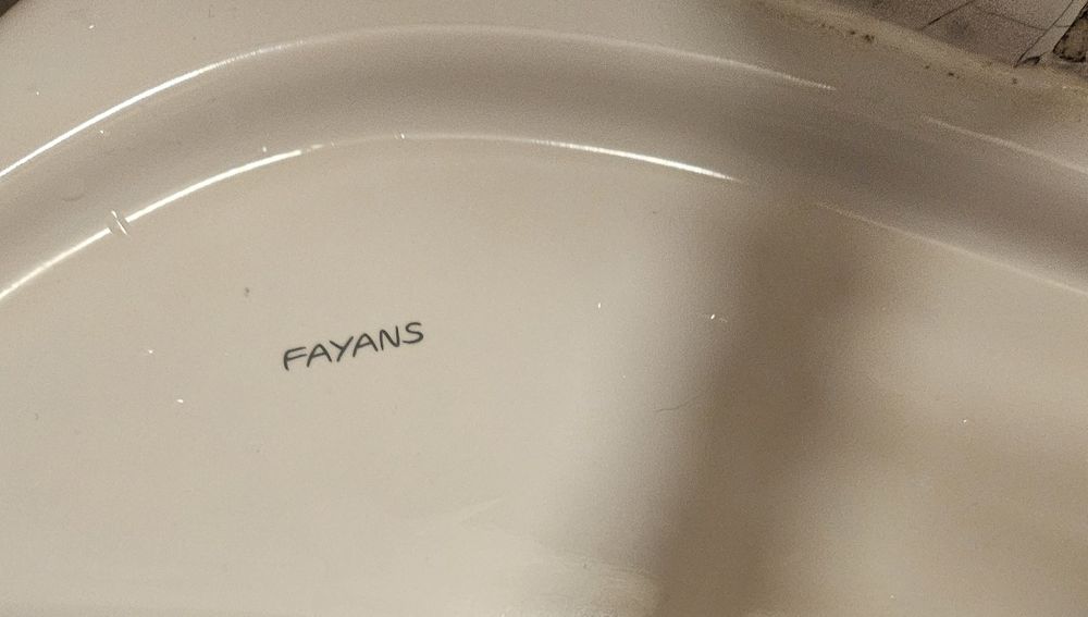 Фаянсова мивка  -"Fayans"