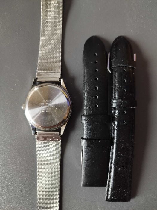 Дамски часовник Casio