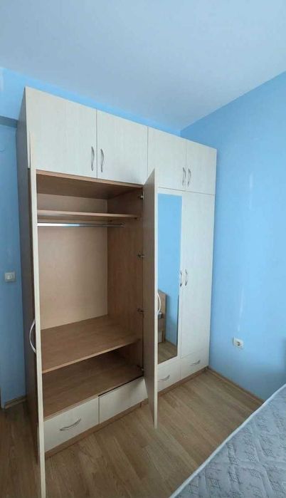Гардероби с надстройка