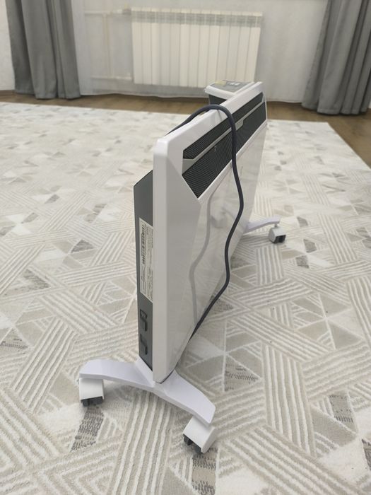 Продам два новых обогревателя Electrolux