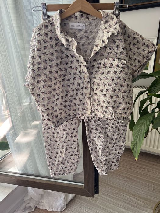 Set pantaloni plus bluza Zara marime 10 ani