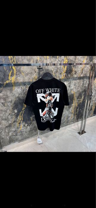 Tricou off white kiv