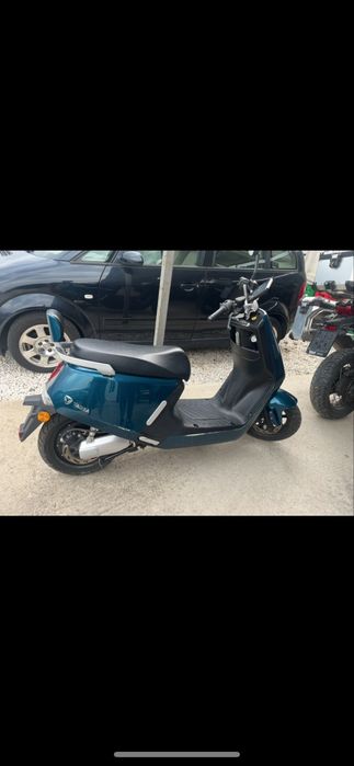 Електрически скутер