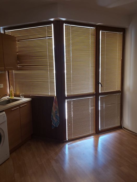 PVC  Дограма перфекна  размери 295/285 с врата. комарник