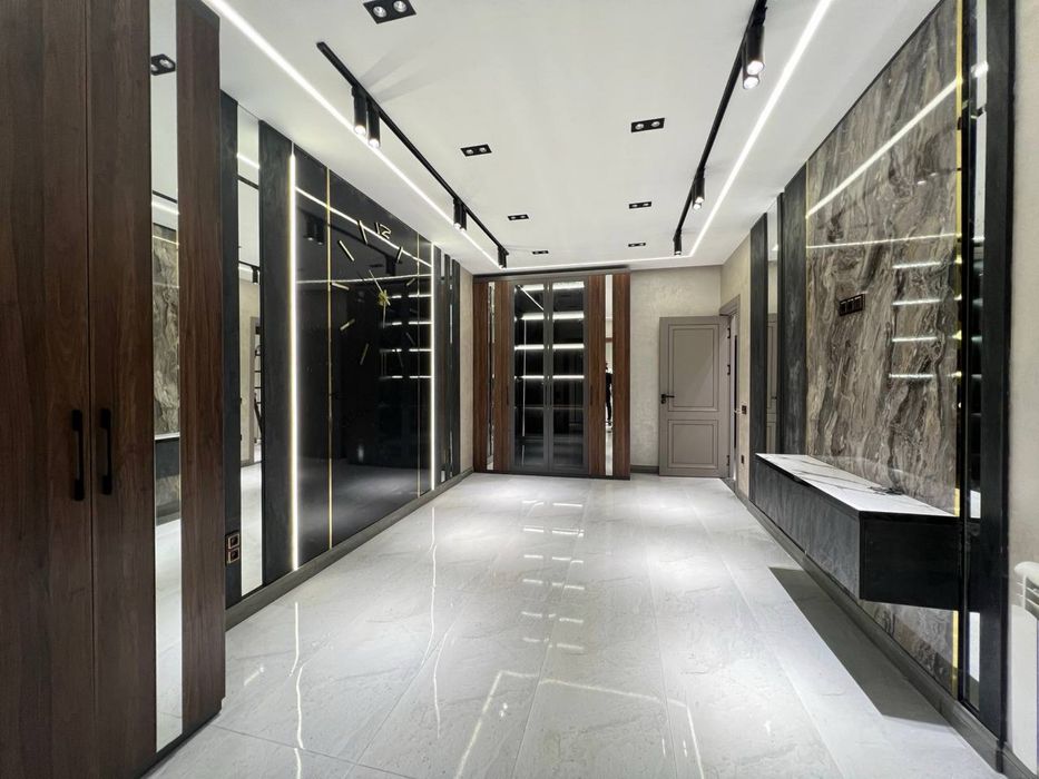 Продаётся Евро Офис 130кв на ЧОРСУ вдоль дороги