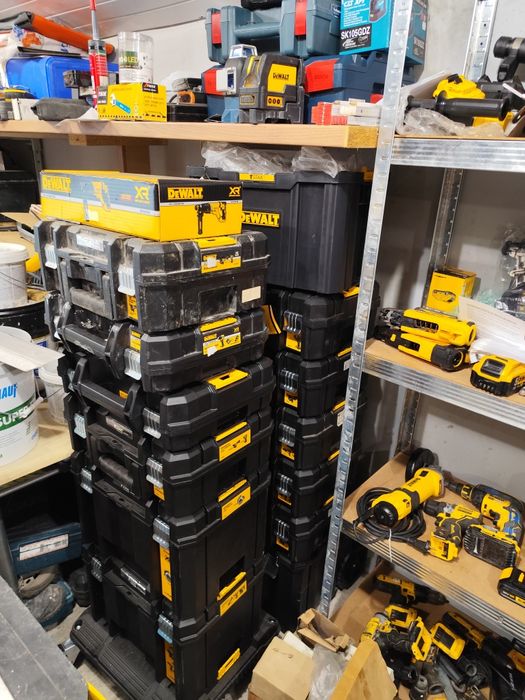 Акумулаторни машини Девалт DeWALT нови и използвани