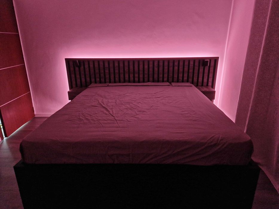 Pat dormitor cu noptiere + saltea