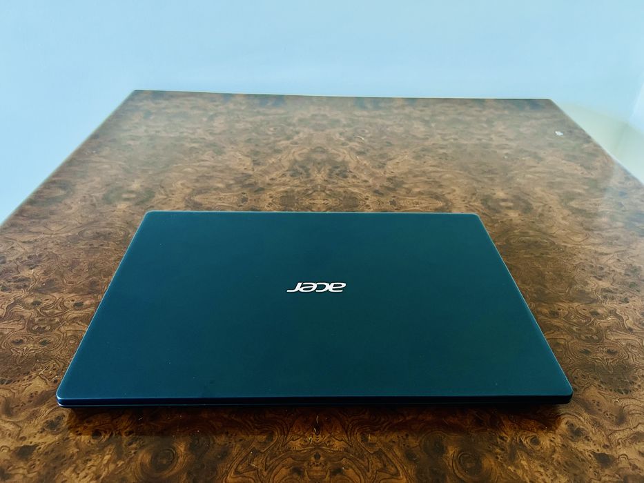 Acer Noutbuk sotiladi