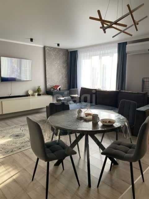 Продам 3 комнатную квартиру