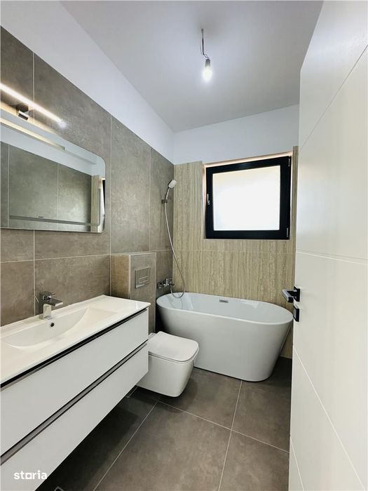 De VÂNzare Vila De Lux 438Mp Teren Individuala La Cheie Zona Prim