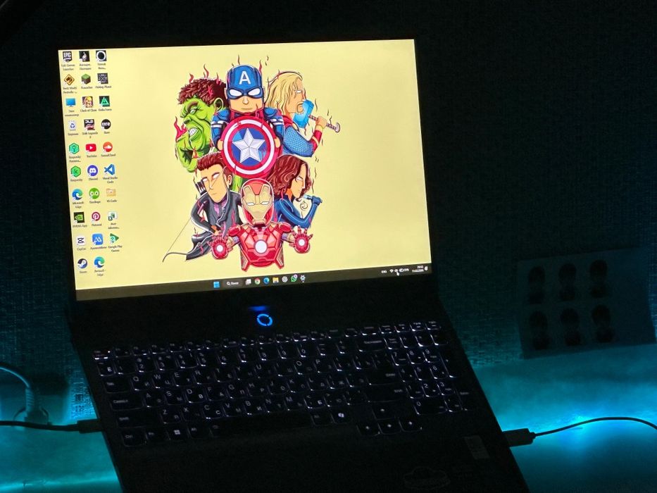 Lenovo Legion 5 16IRX9 RTX 4060 / полный комплект /состояние как новый