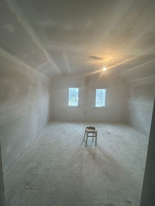De vânzare casa cu mansarda