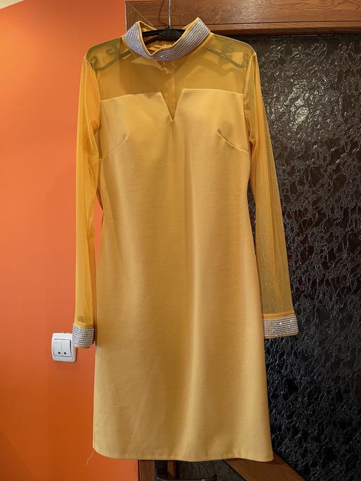 Vând rochițe de ocazie purtate 1 data sau altele de 2