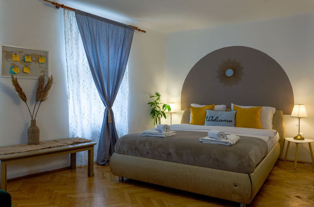 Apartamente regim hotelier- Centrul Istoric Brasov/ Piata Sfatului