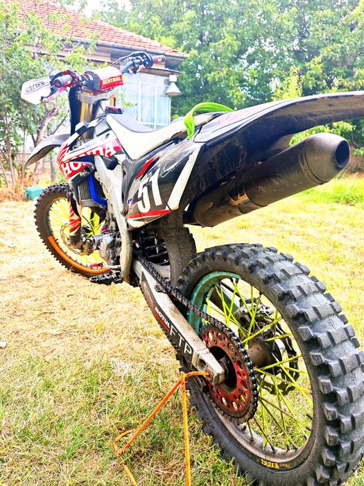 HONDA CRF 250 2012 година