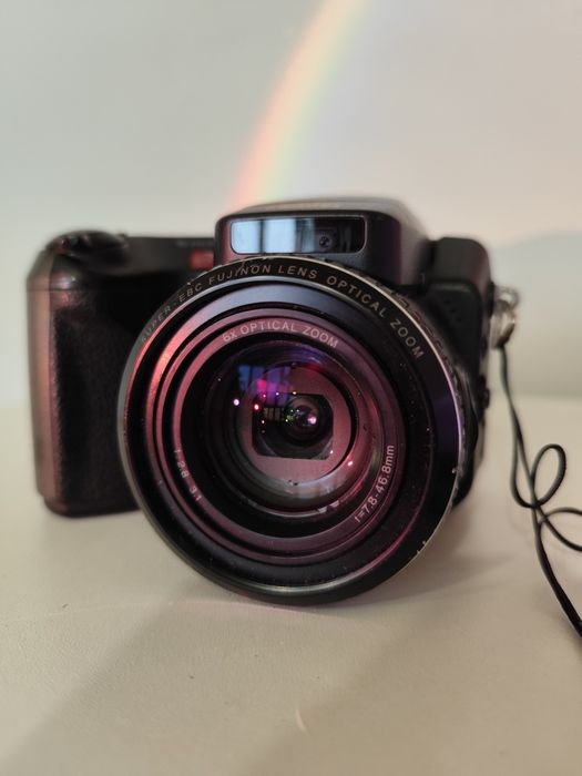 Фотоапарат Fujifilm Finepix s602 Zoom