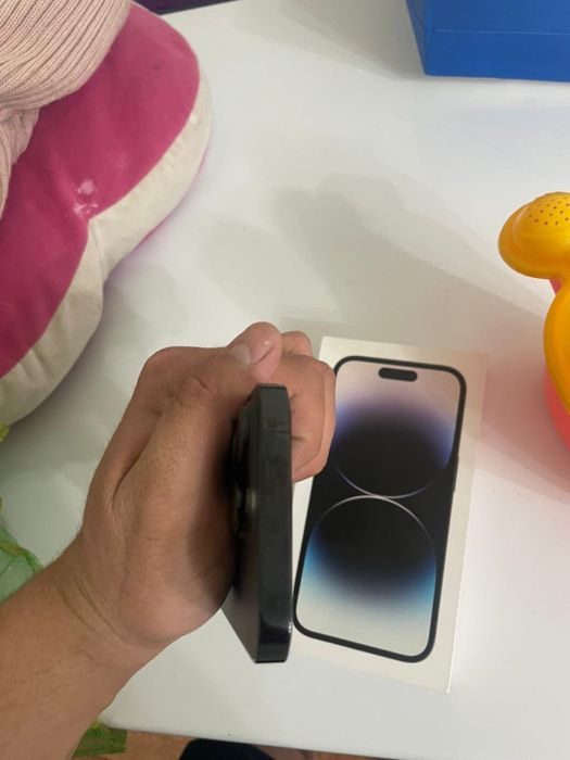 Айфон 14 про 88%батареи