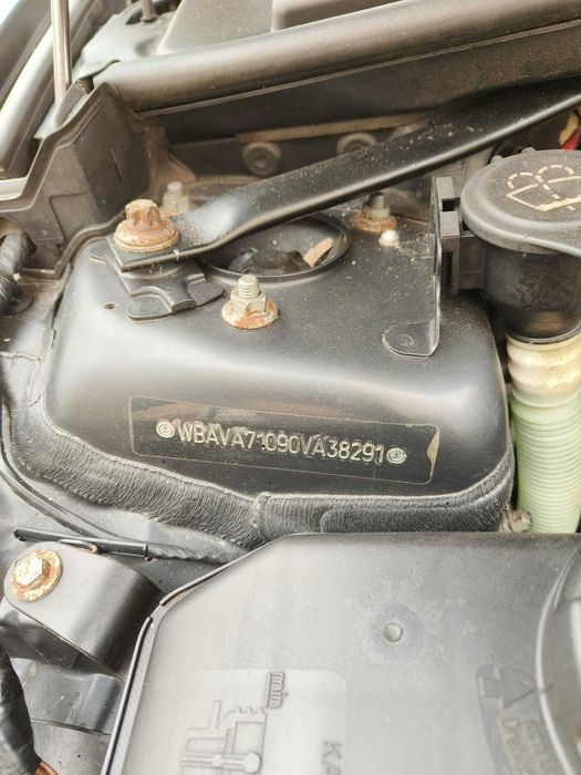BMW E90 2006 benzina