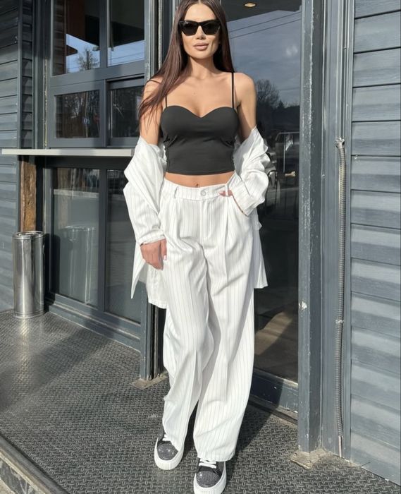 Костюм от две части сако и панталон