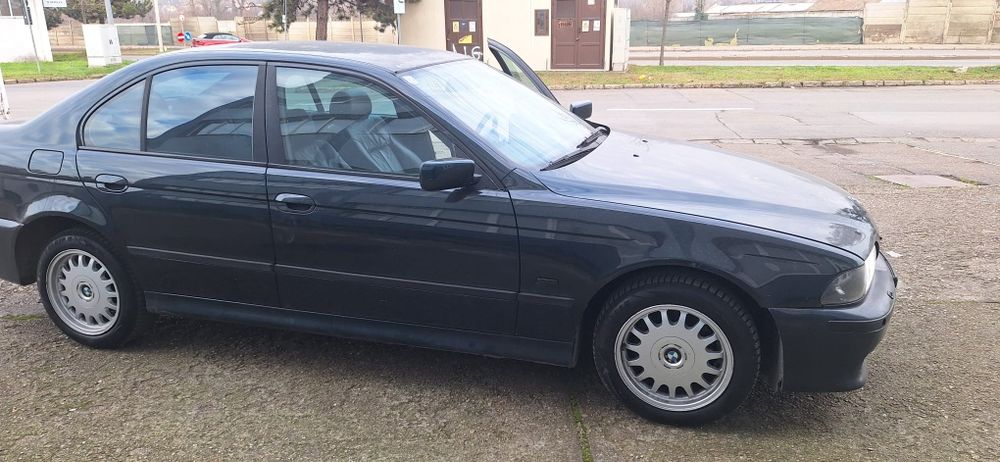 dezmembrez  e39 525tds