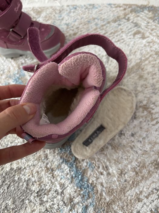 Продам зимние дутики