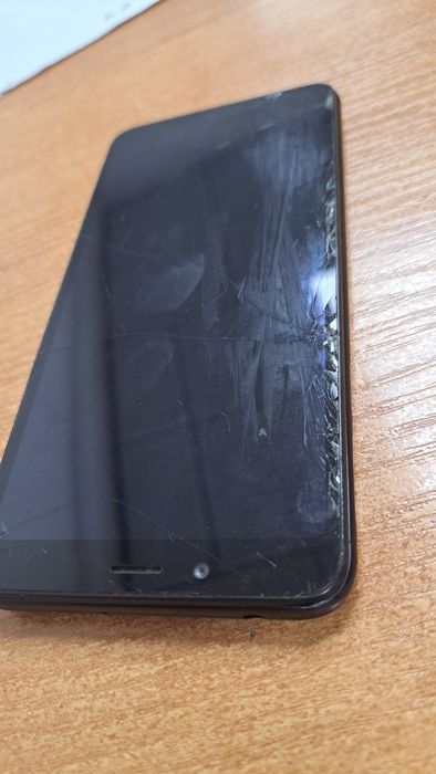 Продаётся телефоны 2 штуки