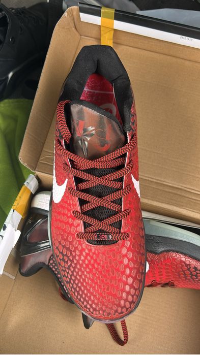 Продам кроссовки, та как размер не подошел, натуральная кожа