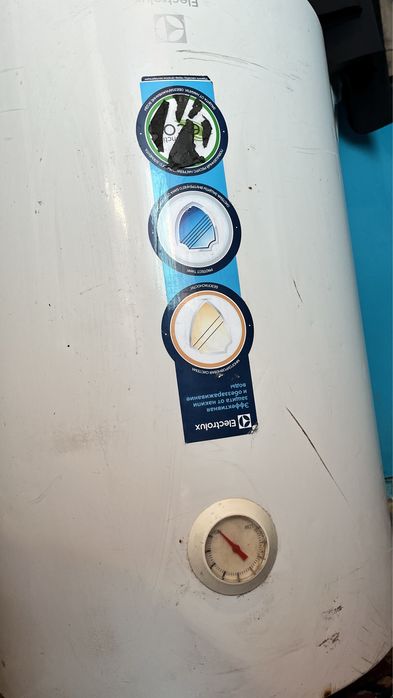 Бойлер/ нагревотель воды